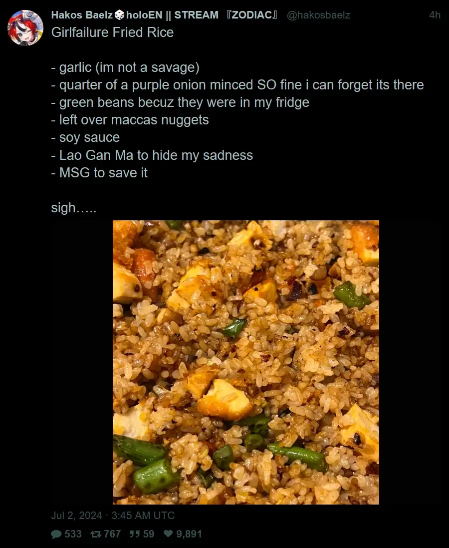 @hakosbaelz: "Girlfailure Fried Rice  - garlic (im not a savage) - quarter of a purple onion minced SO fine i can forget its there - green beans becuz they were in my fridge - left over maccas nuggets  - soy sauce  - Lao Gan Ma to hide my sadness - MSG to save it  sigh….." A closeup of her fried rice.